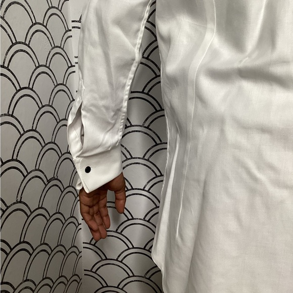 Ledbury Classic Fit White Button-Down Shirt – Size 15½ | - Picture 7 of 14